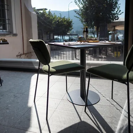 Mímesis 11 - Boutique 4* Como