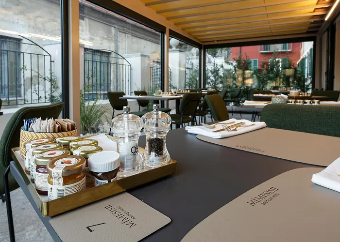 Hotel Mimesis 11 - Boutique