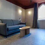 Отель Mimesis 11 - Boutique 4*